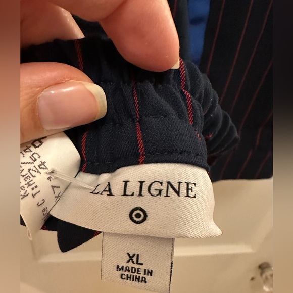 Coolest pants ever! Size XL, pinstripe, tuxedo stripe - Picture 3 of 3